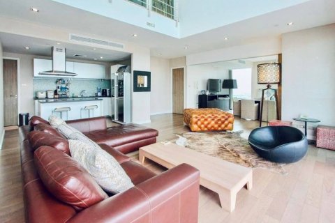 Condominio de 4 dormitorios en Bangkok, Tailandia № 181035 - foto 22