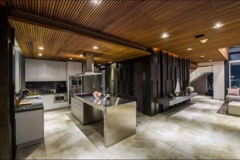 Condominio de 4 dormitorios en Bangkok, Tailandia № 181035 - foto 19