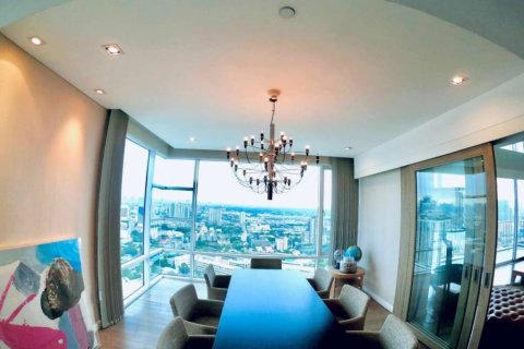 Condominio de 4 dormitorios en Bangkok, Tailandia № 181035 - foto 29