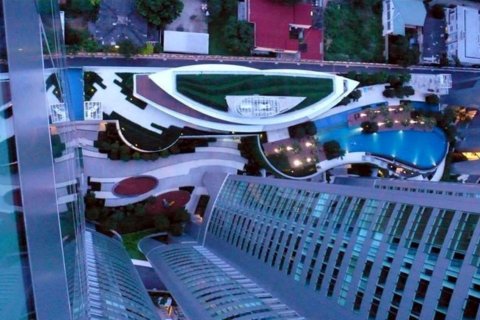 Dúplex de 4 dormitorios en Bangkok, Tailandia № 181036 - foto 21