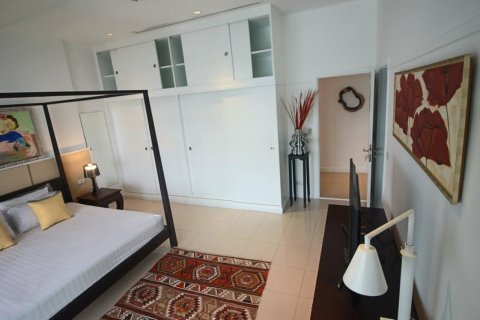 Ático de 4 dormitorios en Bangkok, Tailandia № 181037 - foto 14