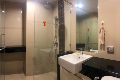 Condominio de 2 dormitorios en Bangkok, Tailandia № 65796 - foto 13