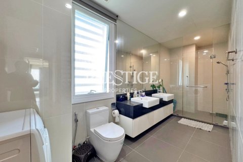 Condo à Pattaya, Thaïlande, 2 chambres  № 198325 - photo 10