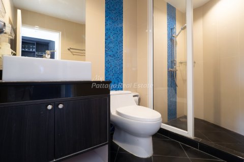 Estudio en el condominio en Bang Lamung, Tailandia № 209764 - foto 7