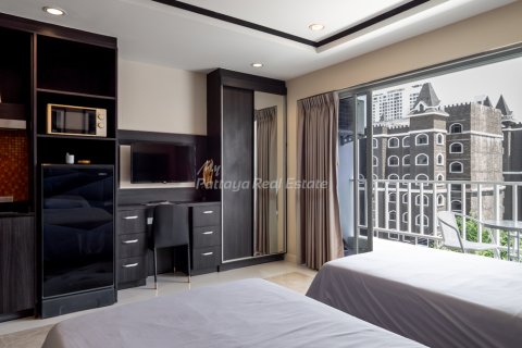 Estudio en el condominio en Bang Lamung, Tailandia № 209764 - foto 5