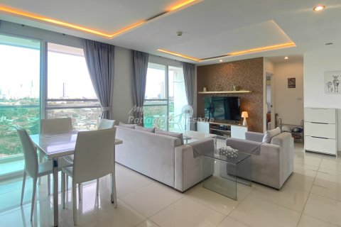 Condominio de 2 dormitorios en Bang Lamung, Tailandia № 209762 - foto 2