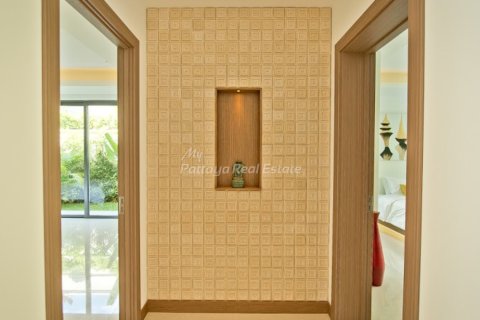 House in Bang Lamung, Thailand 4 bedrooms № 32545 - photo 14