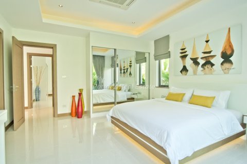 House in Bang Lamung, Thailand 4 bedrooms № 32545 - photo 15