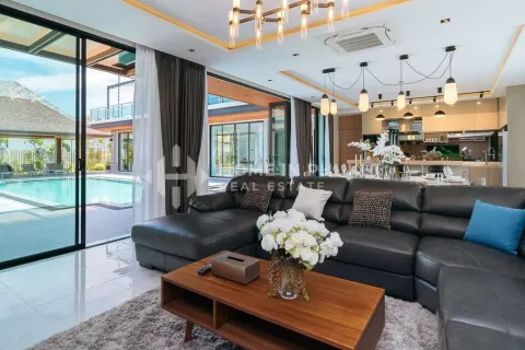 Casa de 9 dormitorios en Rawai, Tailandia № 156775 - foto 3