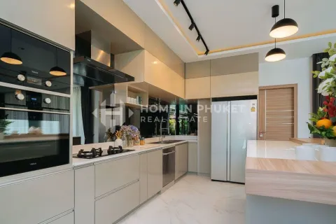 Casa de 9 dormitorios en Rawai, Tailandia № 156775 - foto 8