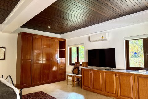 Casa de 4 dormitorios en Bang Sare, Tailandia № 156778 - foto 26