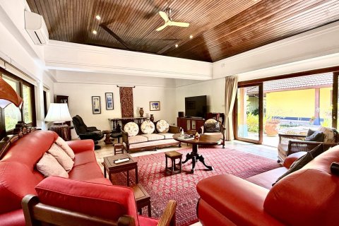 Casa de 4 dormitorios en Bang Sare, Tailandia № 156778 - foto 6
