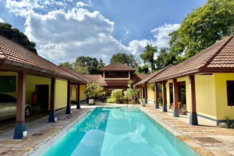 Casa de 4 dormitorios en Bang Sare, Tailandia № 156778 - foto 3