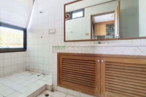 Condominio de 3 dormitorios en Ratchathewi, Bangkok, Tailandia № 47565 - foto 7