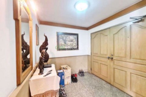 Condominio de 3 dormitorios en Ratchathewi, Bangkok, Tailandia № 47565 - foto 4