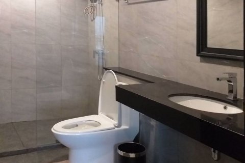 Condominio de 2 dormitorios en Phaya Thai, Bangkok, Tailandia № 47567 - foto 12