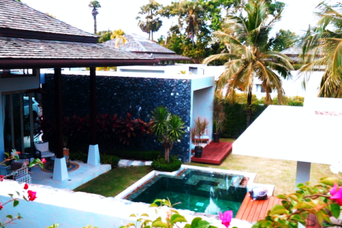 Casa de 4 dormitorios en Bang Tao, Tailandia № 156290 - foto 9
