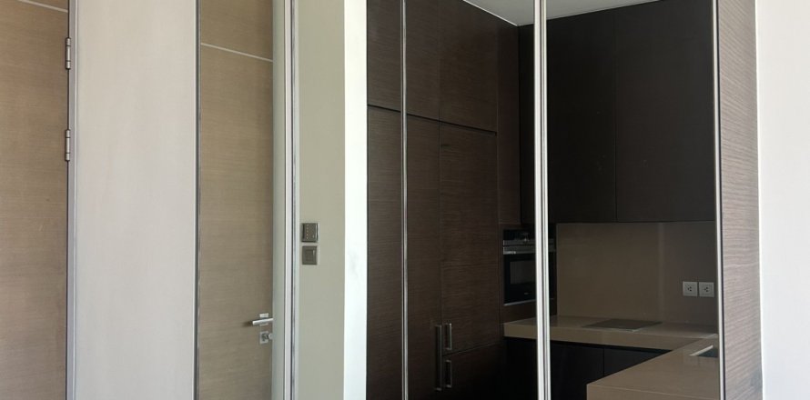 Estudio en el condominio en Bang Rak, Bangkok, Tailandia № 153127