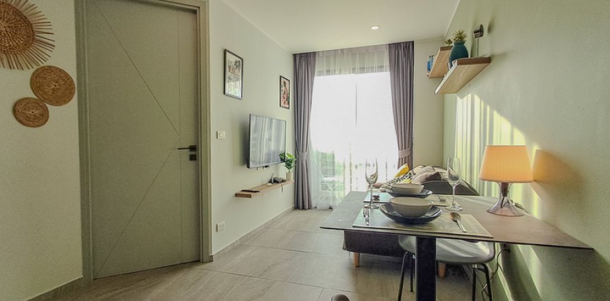 Apartamento de 2 habitaciones en Pattaya, Tailandia № 205821