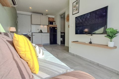 Apartamento de 2 habitaciones en Pattaya, Tailandia № 205821 - foto 10