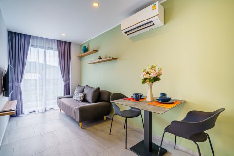 Apartamento de 2 habitaciones en Pattaya, Tailandia № 205820 - foto 3