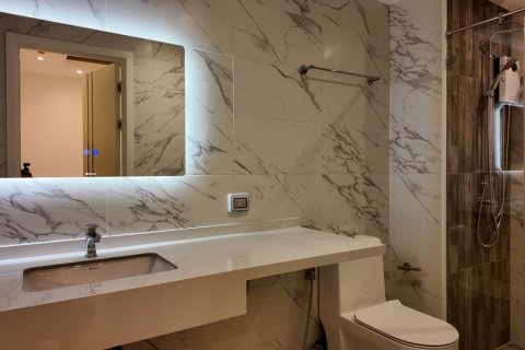 Apartamento de 2 habitaciones en Pattaya, Tailandia № 205823 - foto 8