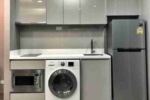Condominio de 1 dormitorio en Bangkok, Tailandia № 183466 - foto 5