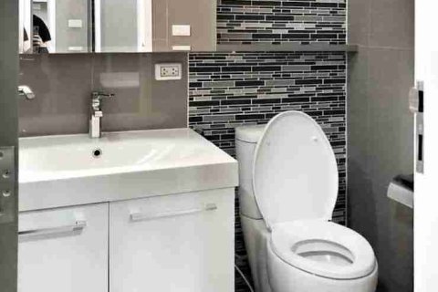 Condominio de 1 dormitorio en Bangkok, Tailandia № 183466 - foto 8