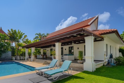 Maison à Hua Hin, Thaïlande 3 chambres № 168124