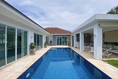 Villa à Hua Hin, Thaïlande 3 chambres № 168356