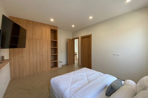 Chalet de 4 dormitorios en Hua Hin, Tailandia № 168386 - foto 23