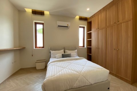 Chalet de 4 dormitorios en Hua Hin, Tailandia № 168386 - foto 26