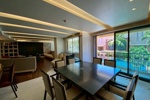 Condominio de 3 dormitorios en Hua Hin, Tailandia № 168355 - foto 14