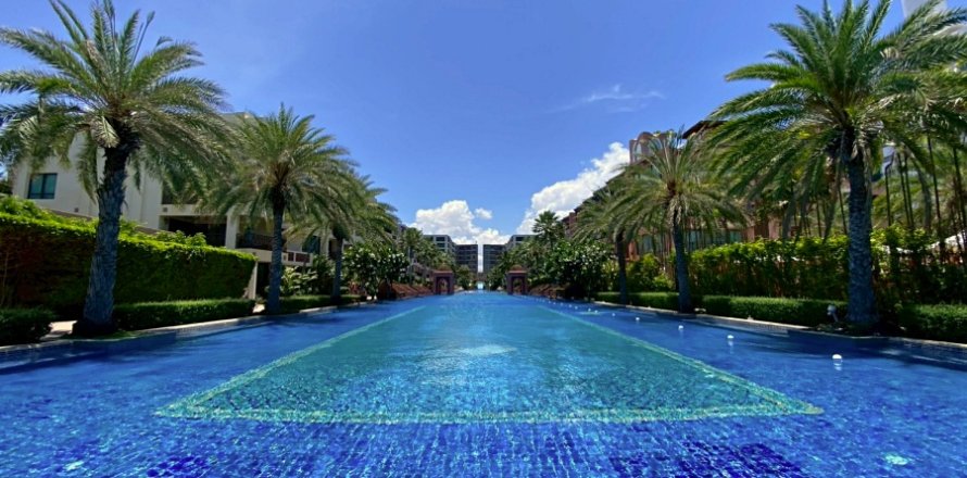 Condominio de 3 dormitorios en Hua Hin, Tailandia № 168355