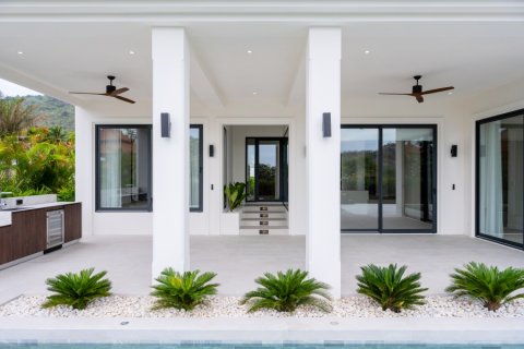 Chalet de 2 dormitorios en Hua Hin, Tailandia № 168353 - foto 4