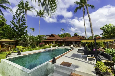 Chalet de 4 dormitorios en Ko Samui, Tailandia № 163537 - foto 24