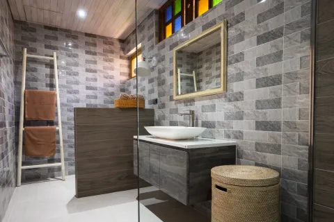 Chalet de 4 dormitorios en Ko Samui, Tailandia № 163537 - foto 17