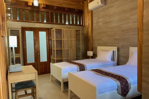 Chalet de 4 dormitorios en Ko Samui, Tailandia № 163537 - foto 25