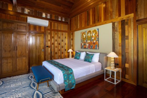 Chalet de 4 dormitorios en Ko Samui, Tailandia № 163537 - foto 23