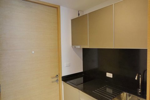 Studio dans le Condo à Khlong Toei, Bangkok, Thaïlande № 162102 - photo 6