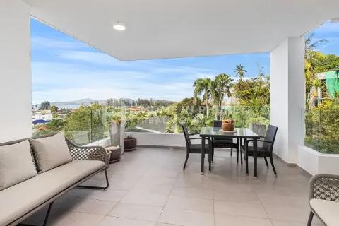 Condominio de 2 dormitorios en Phuket, Tailandia № 170363 - foto 2
