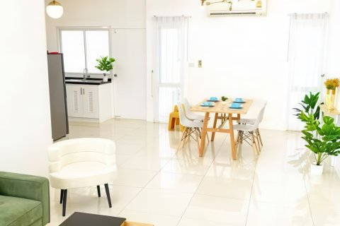 Casa de 3 dormitorios en Pattaya, Tailandia № 170368 - foto 5
