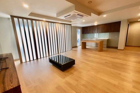 Condominio de 4 dormitorios en Watthana, Bangkok, Tailandia № 208484 - foto 9