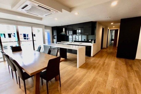 Eigentumswohnung in Watthana, Bangkok, Thailand, 4 Schlafzimmer  № 208484