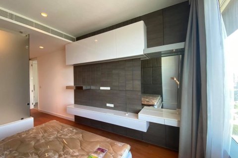 Condominio de 2 dormitorios en Pathum Wan, Bangkok, Tailandia № 208480 - foto 10