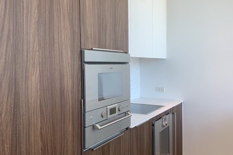 Condominio de 2 dormitorios en Pathum Wan, Bangkok, Tailandia № 208480 - foto 7