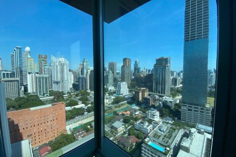 Condominio de 2 dormitorios en Pathum Wan, Bangkok, Tailandia № 208480 - foto 12