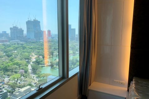 Condominio de 2 dormitorios en Pathum Wan, Bangkok, Tailandia № 208480 - foto 23