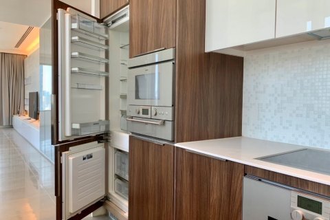 Condominio de 2 dormitorios en Pathum Wan, Bangkok, Tailandia № 208480 - foto 6