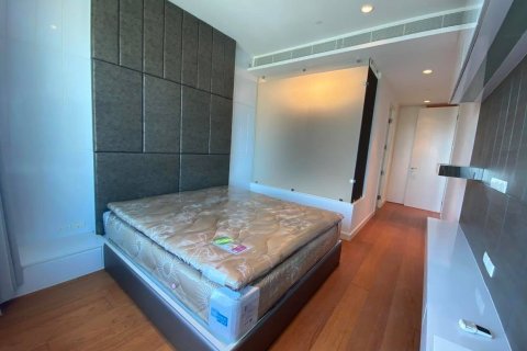Condominio de 2 dormitorios en Pathum Wan, Bangkok, Tailandia № 208480 - foto 9